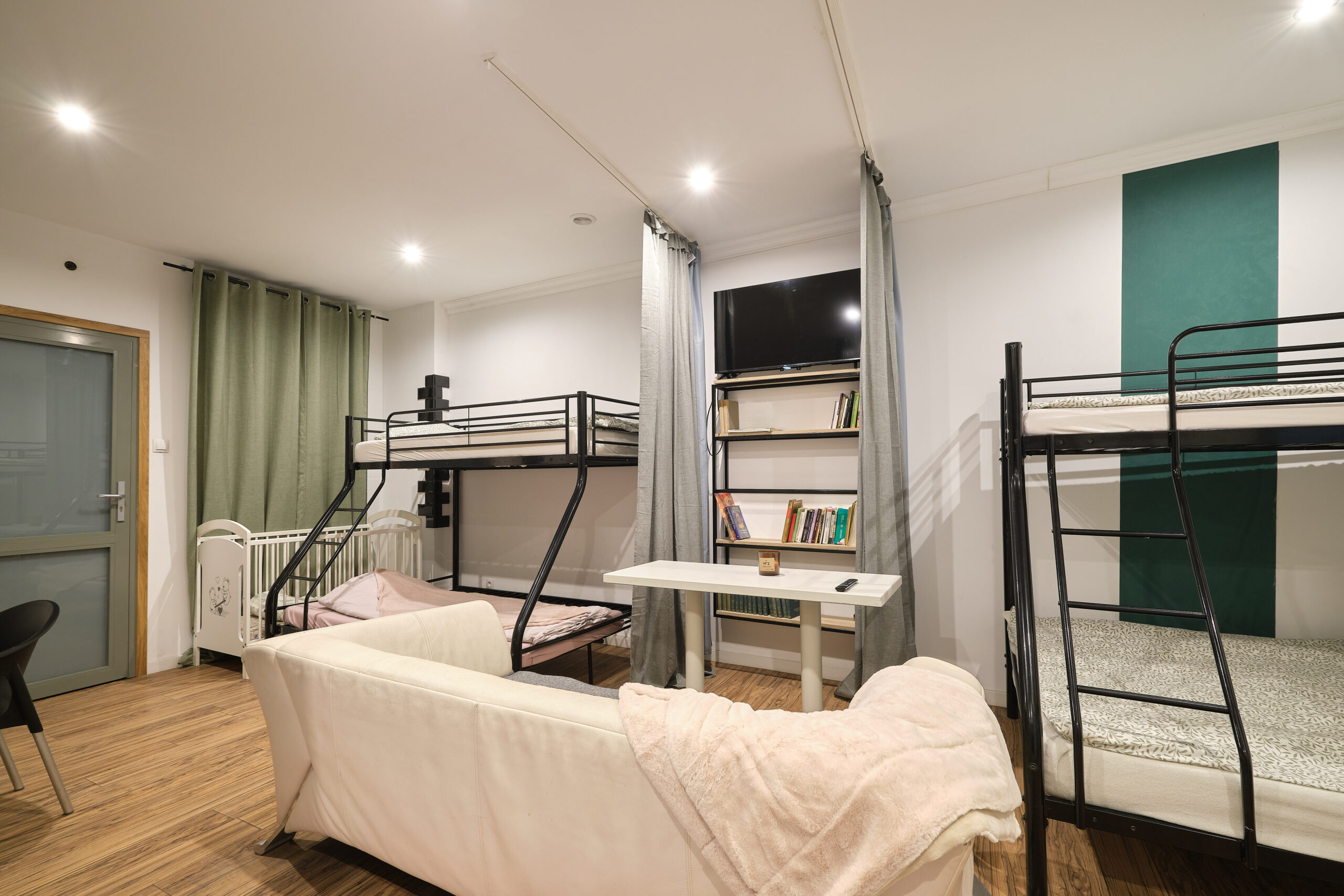Apartament Gold 3 salon 2